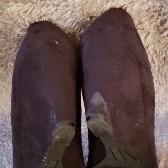 Dexter Black Suede Peep Toe Wedges - Picture 5 of 5